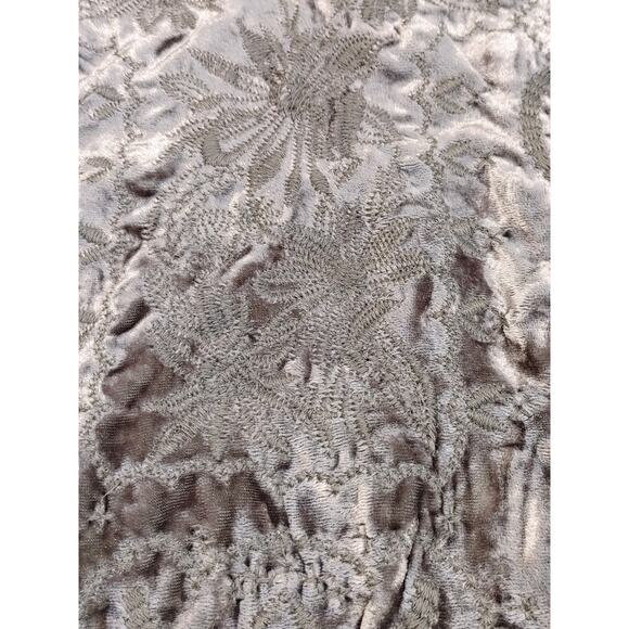 Soft Surroundings Floral Embroidered Velvet V-Neck Shift Dress Gray Womens PXS - Picture 6 of 9